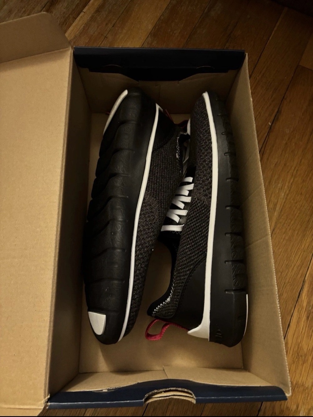 Cole Haan Mens Generation Zerogrand Stitchlite Sneaker C31402 Black Gray Sz 8